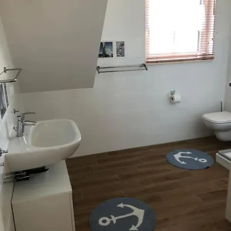 Zwisch Boltenhagen Und Poetenitz Ostseeurlaub Bis 6 Pers 