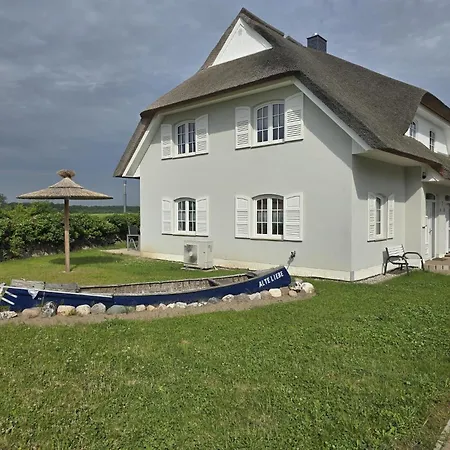 Zwisch Boltenhagen Und Poetenitz Ostseeurlaub Bis 6 Pers 